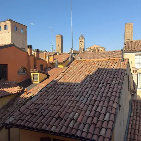 Realkasa Canonica Appartamento Bologna